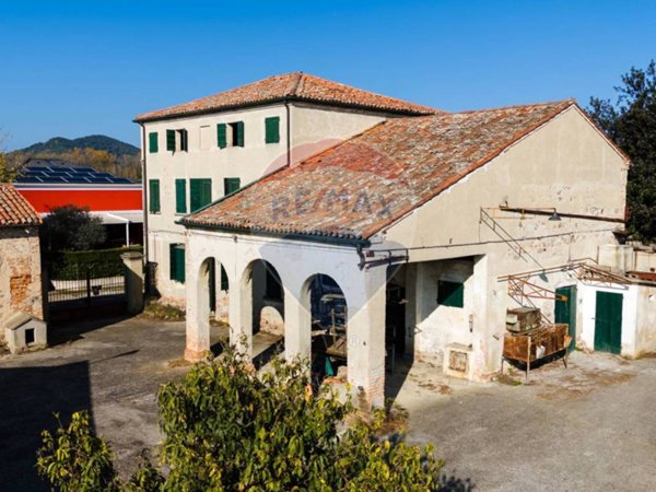 casa indipendente in vendita a Pernumia
