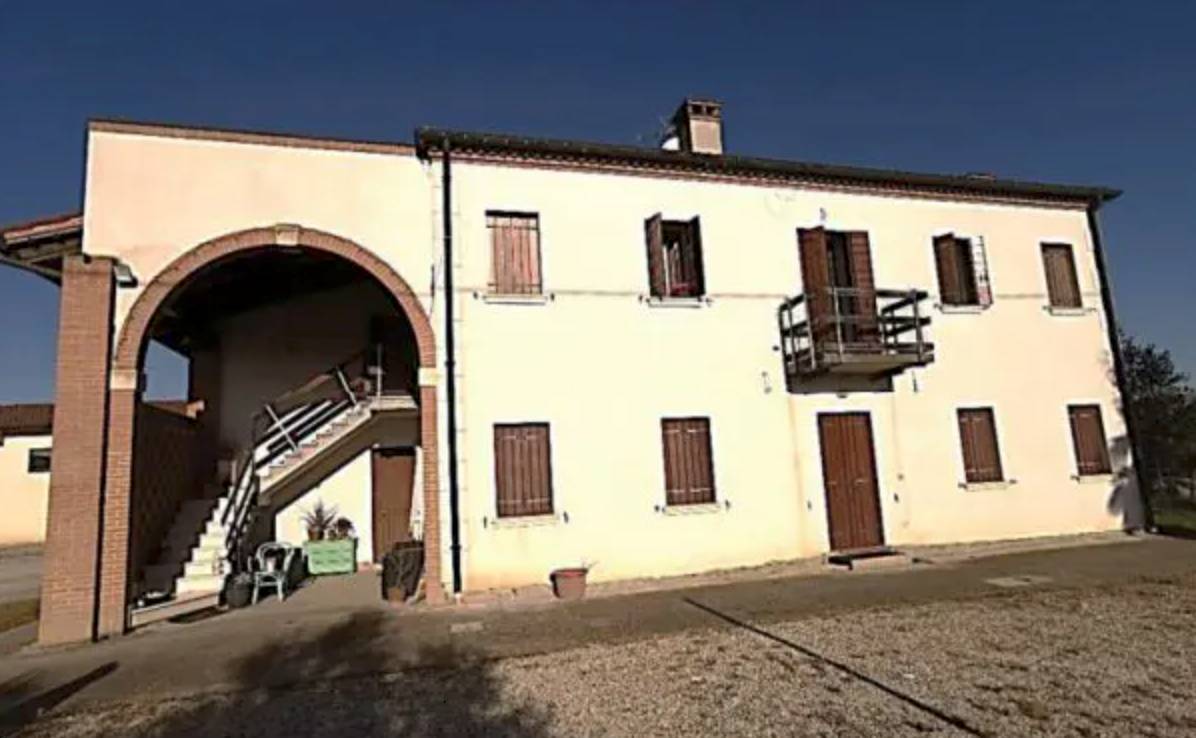 casa indipendente in vendita a Pernumia