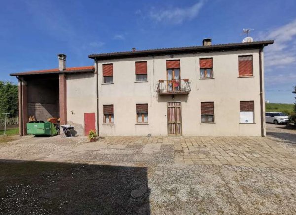 casa indipendente in vendita a Pernumia