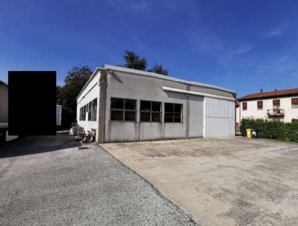 capannone in vendita a Pernumia