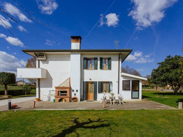 casa indipendente in vendita a Pernumia