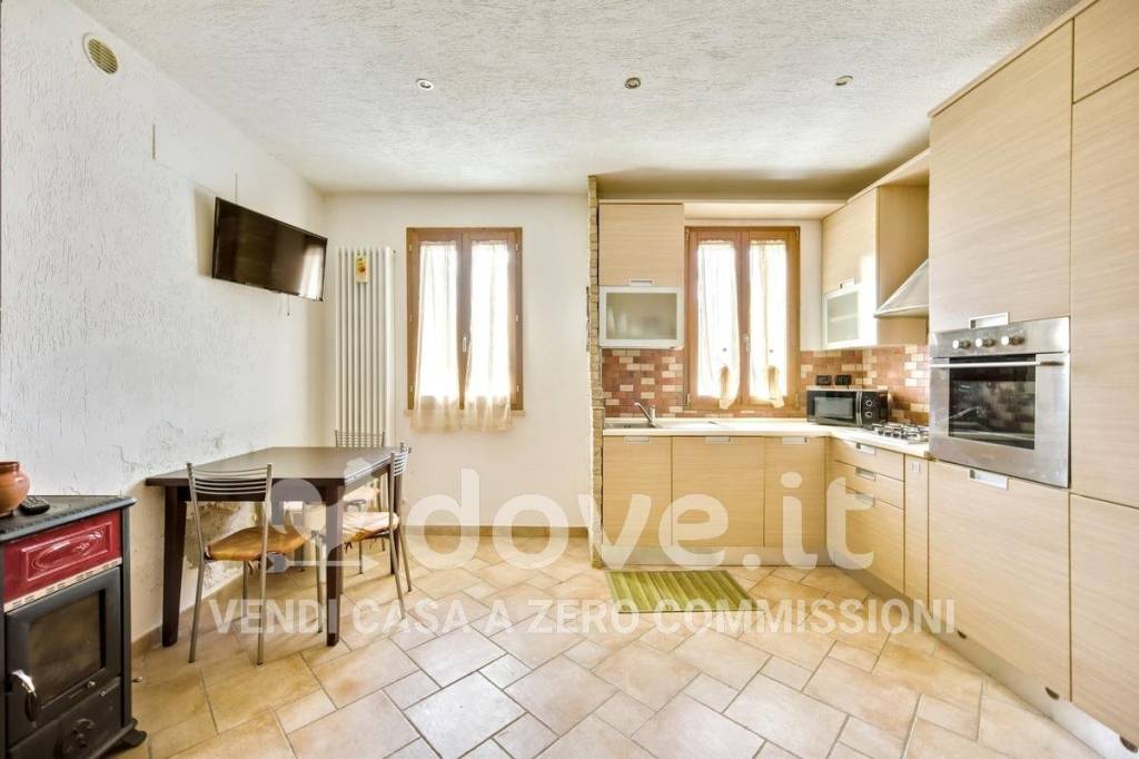 casa indipendente in vendita a Pernumia