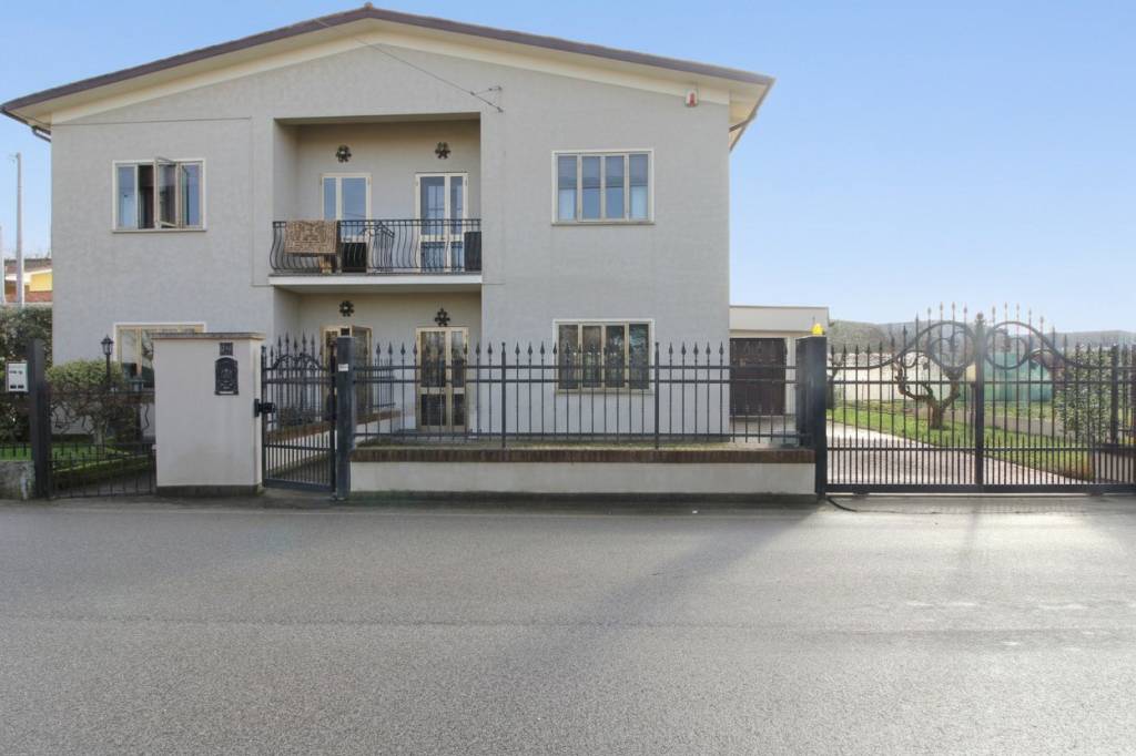 casa indipendente in vendita a Pernumia