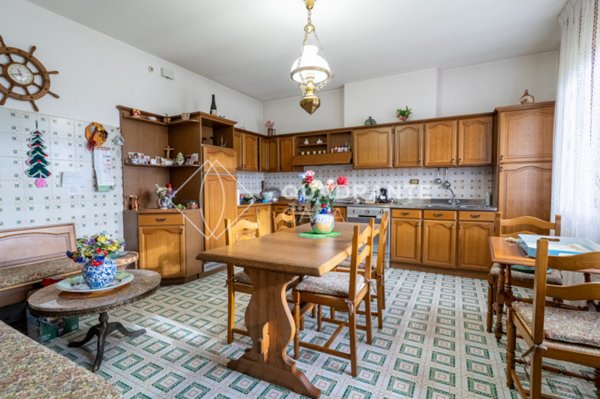 casa indipendente in vendita a Pernumia