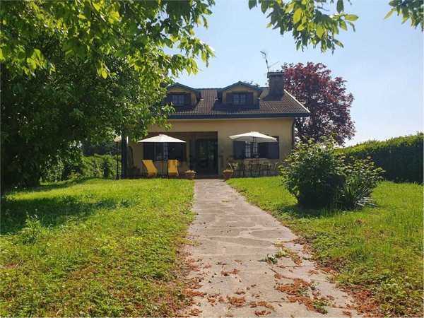 casa indipendente in vendita a Pernumia