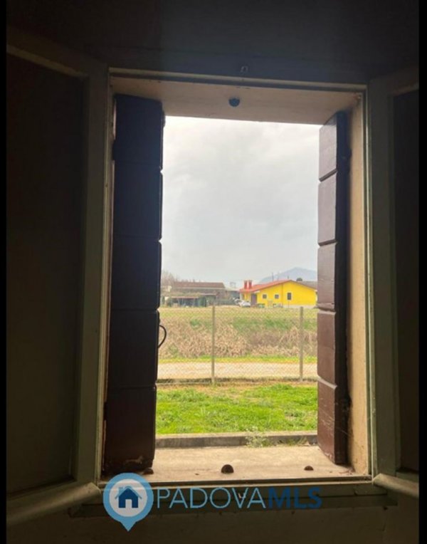 casa indipendente in vendita a Pernumia