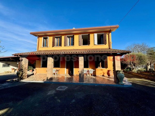 casa indipendente in vendita a Pernumia