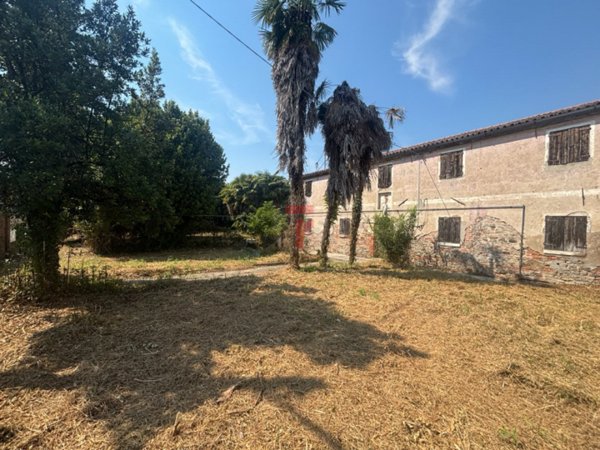 casa indipendente in vendita a Pernumia