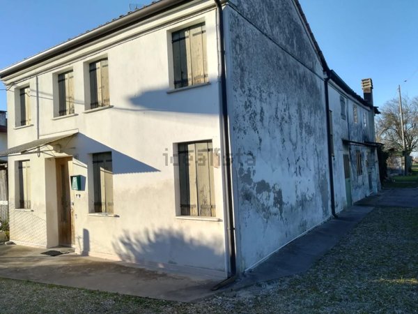 casa indipendente in vendita a Piacenza d'Adige