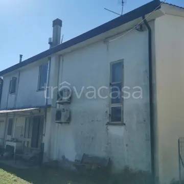appartamento in vendita a Piacenza d'Adige