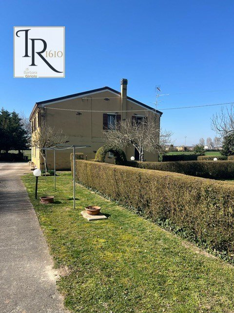 casa indipendente in vendita a Piacenza d'Adige