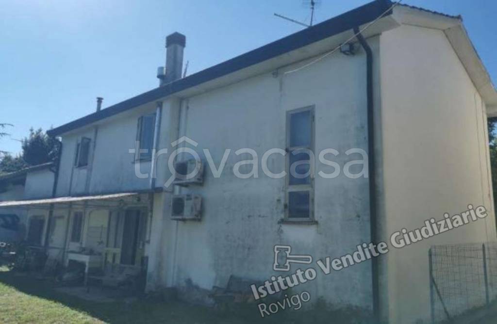 casa indipendente in vendita a Piacenza d'Adige