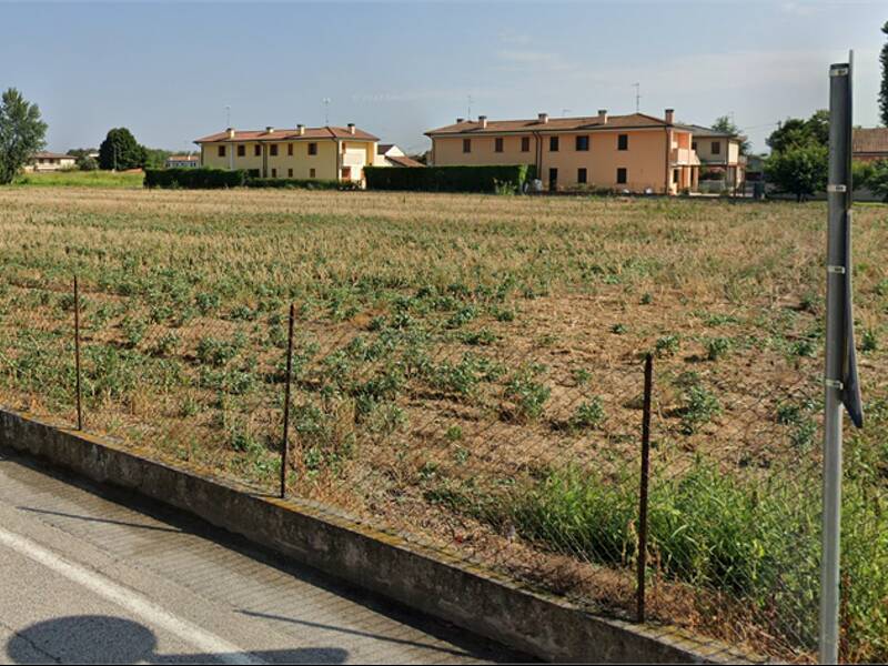 terreno edificabile in vendita a Piacenza d'Adige