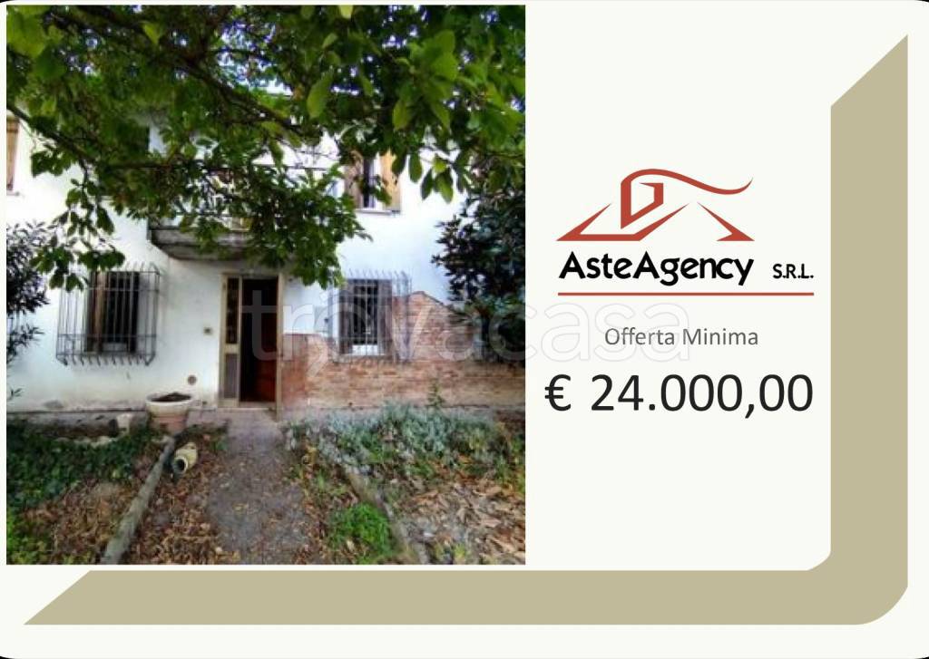 casa indipendente in vendita a Piacenza d'Adige