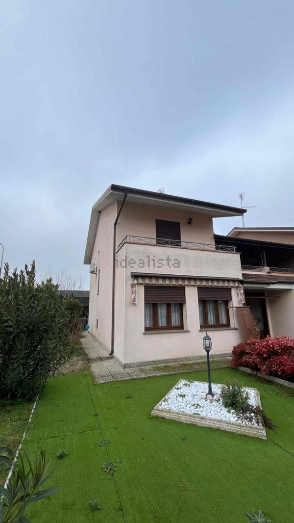 casa indipendente in vendita a Piacenza d'Adige in zona Sabbioni