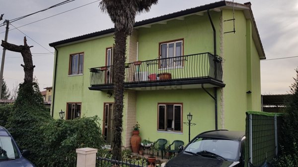 casa indipendente in vendita a Piazzola sul Brenta