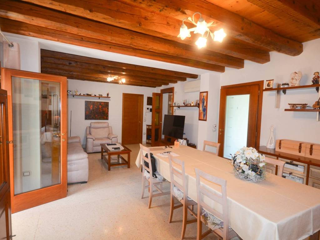 casa indipendente in vendita a Piazzola sul Brenta in zona Tremignon