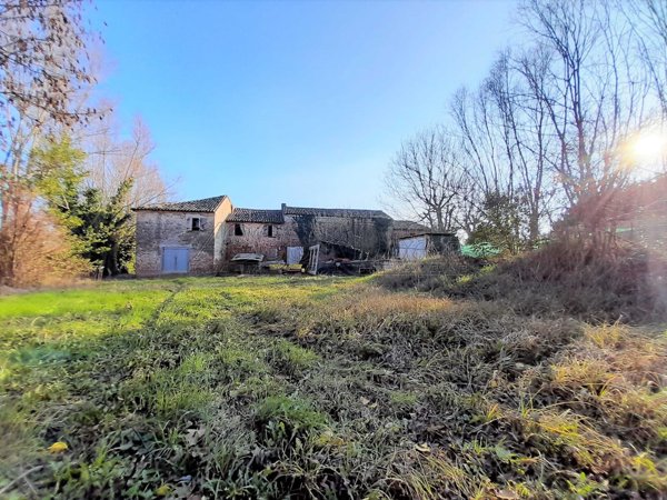 casale in vendita a Piazzola sul Brenta