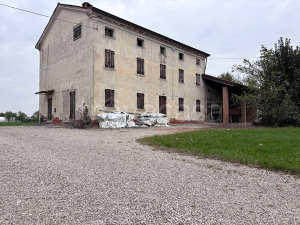 casa indipendente in vendita a Piazzola sul Brenta in zona Presina