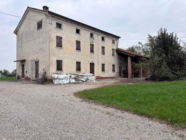 casa indipendente in vendita a Piazzola sul Brenta