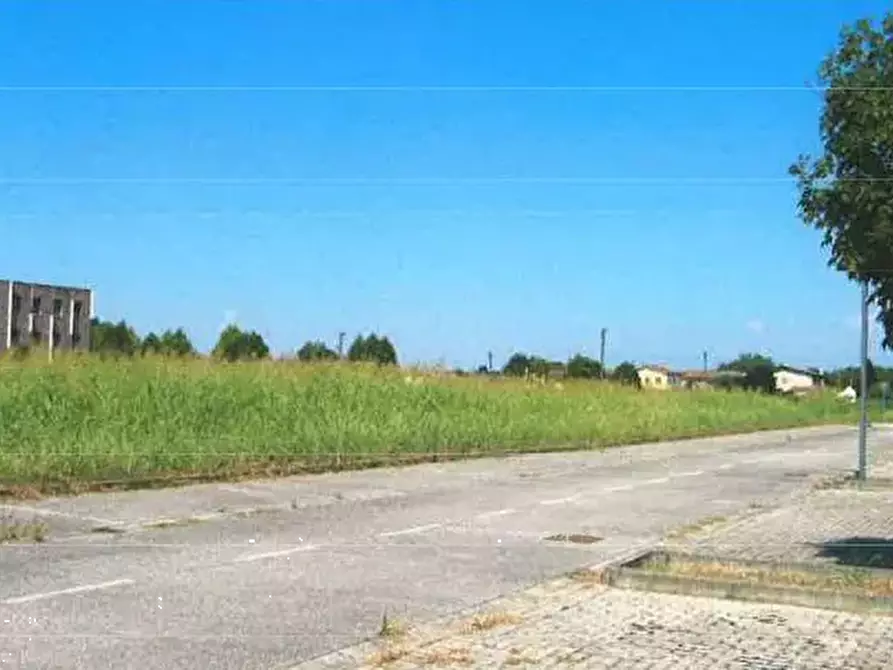 terreno edificabile in vendita a Piazzola sul Brenta