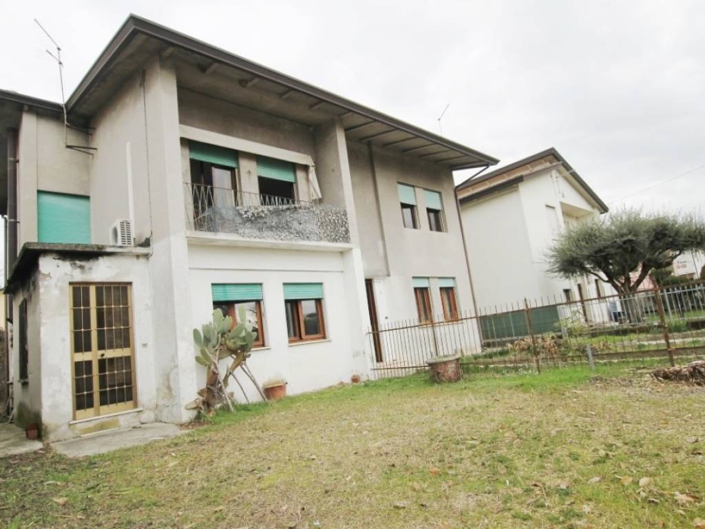 casa indipendente in vendita a Piazzola sul Brenta