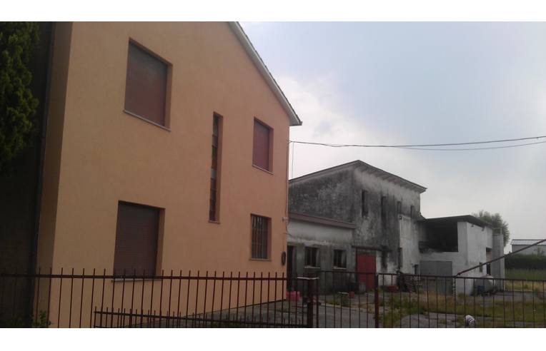 casa indipendente in vendita a Piazzola sul Brenta