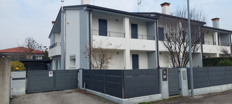 casa indipendente in vendita a Piazzola sul Brenta in zona Tremignon