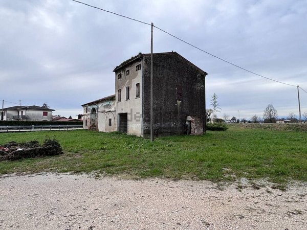 casa indipendente in vendita a Piazzola sul Brenta in zona Tremignon