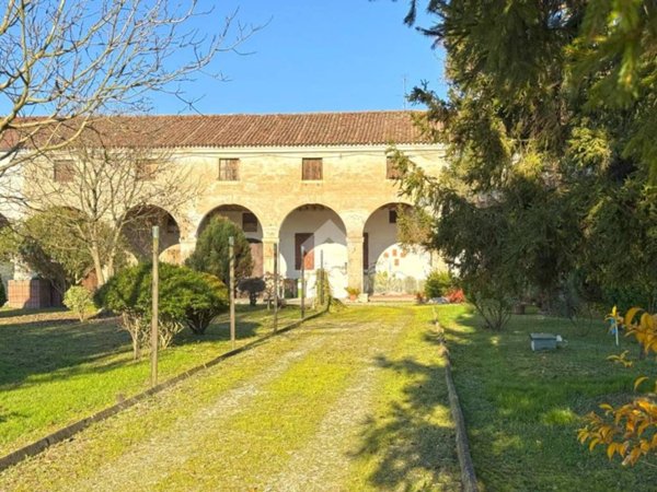 casa indipendente in vendita a Piazzola sul Brenta in zona Tremignon