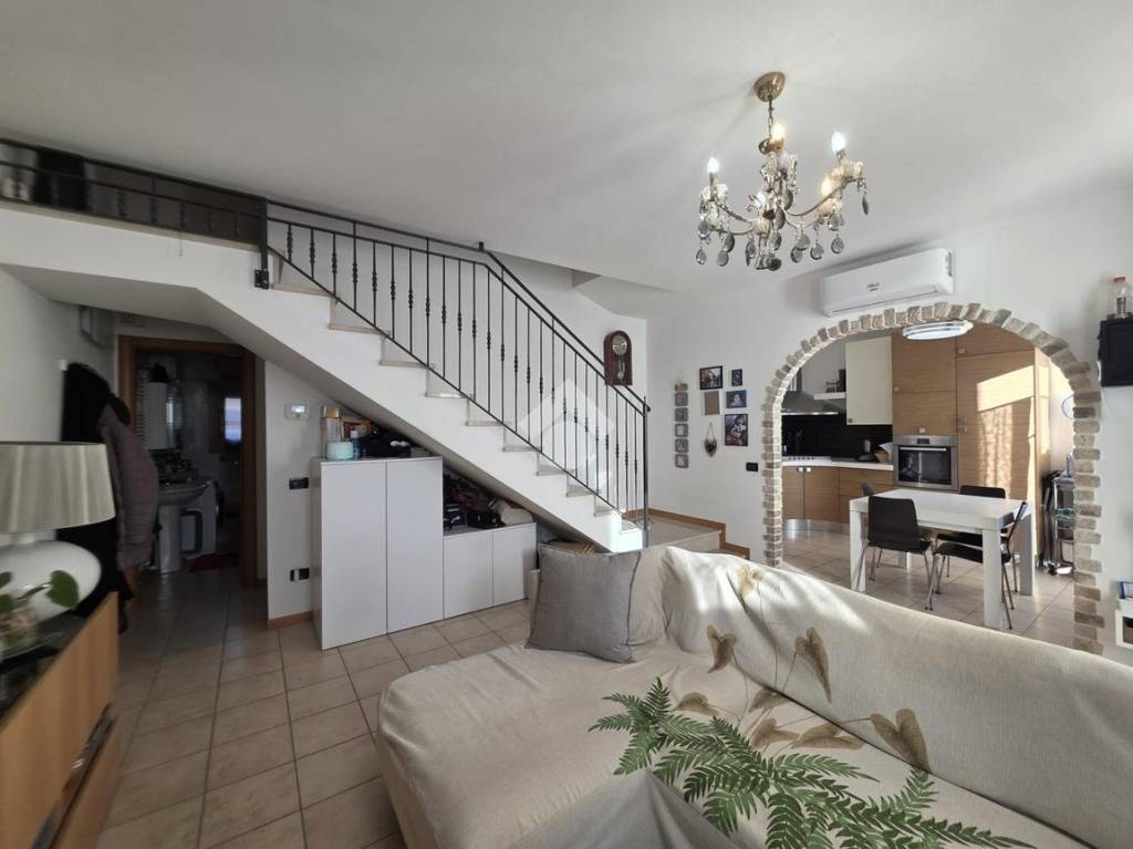 casa indipendente in vendita a Piazzola sul Brenta in zona Tremignon