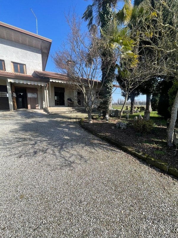 casa indipendente in vendita a Piazzola sul Brenta in zona Tremignon