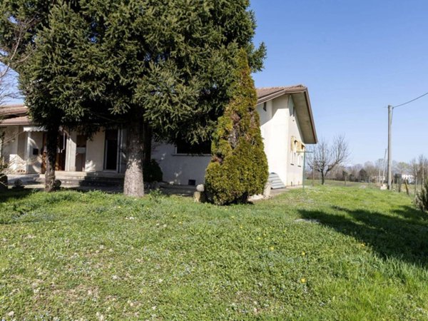 casa indipendente in vendita a Piazzola sul Brenta in zona Tremignon