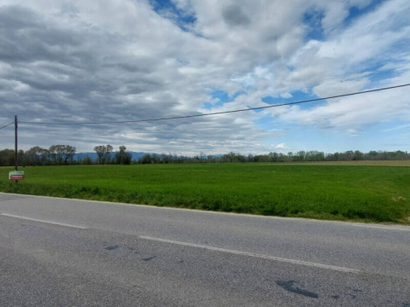 terreno edificabile in vendita a Piazzola sul Brenta in zona Presina
