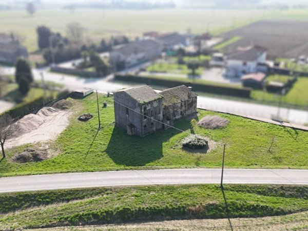 casa indipendente in vendita a Piazzola sul Brenta in zona Tremignon