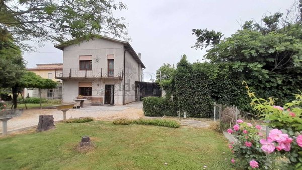 casa indipendente in vendita a Piazzola sul Brenta