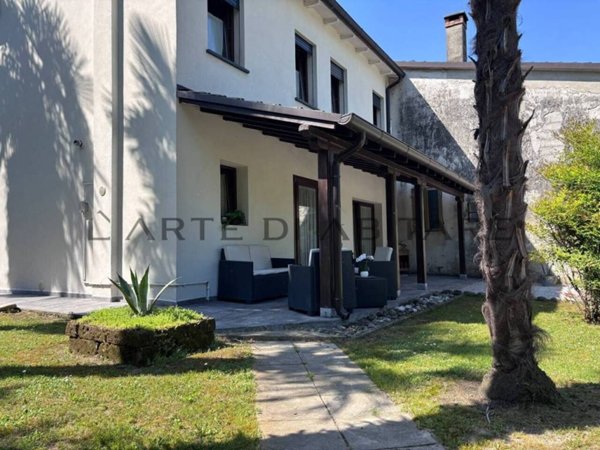 casa indipendente in vendita a Piazzola sul Brenta in zona Vaccarino