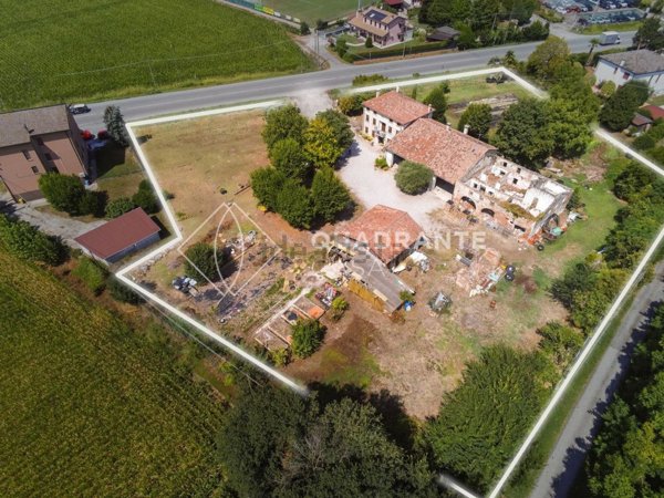 casale in vendita a Piazzola sul Brenta in zona Vaccarino