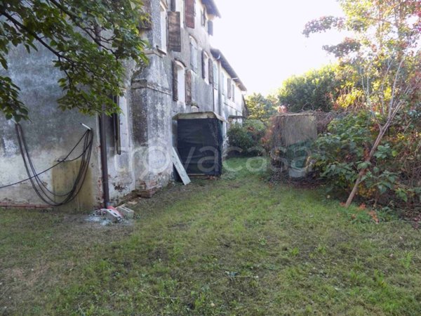casa indipendente in vendita a Piombino Dese in zona Levada