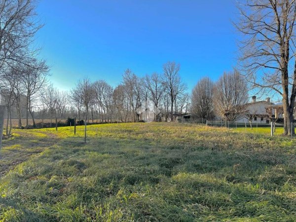 terreno agricolo in vendita a Piombino Dese