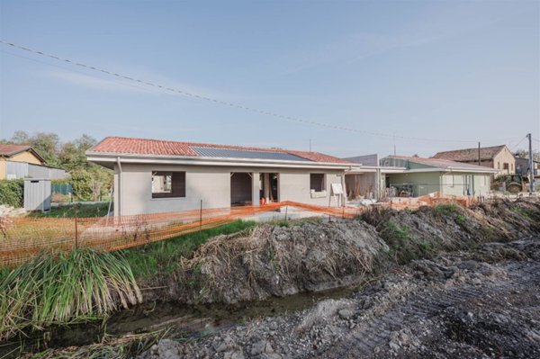 casa indipendente in vendita a Piombino Dese