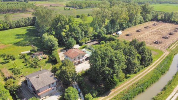 casa indipendente in vendita a Piombino Dese in zona Levada