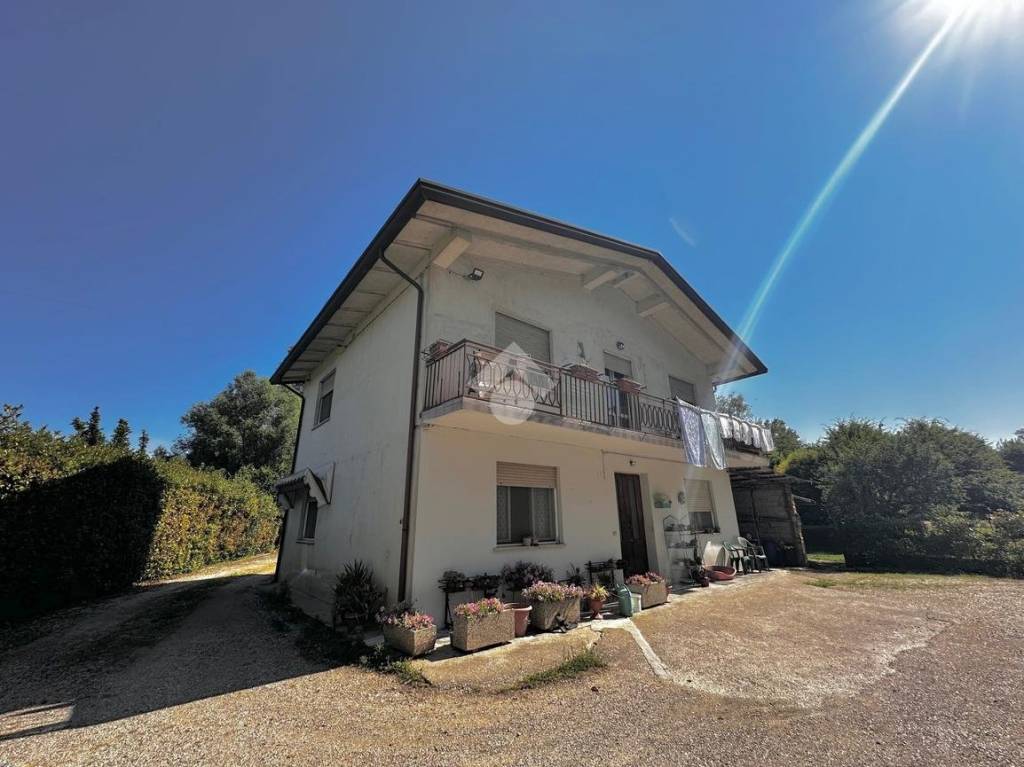 casa indipendente in vendita a Piombino Dese in zona Levada