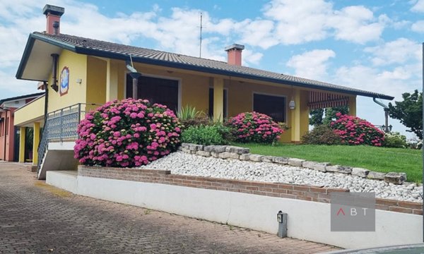 casa indipendente in vendita a Piombino Dese