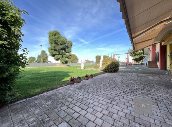 casa indipendente in vendita a Piombino Dese