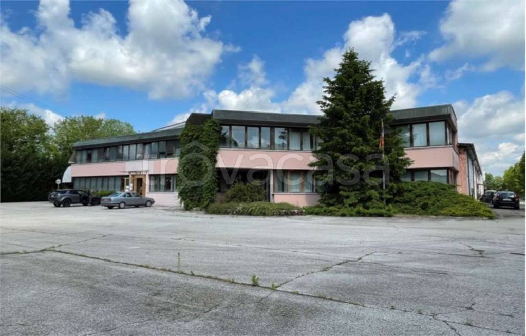 capannone in vendita a Piombino Dese