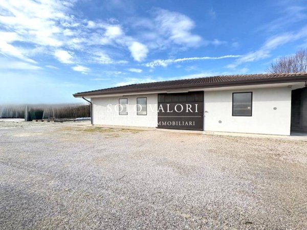 locale di sgombero in vendita a Piombino Dese