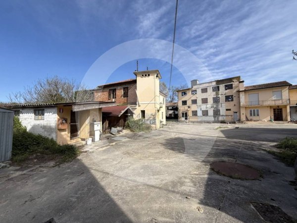 locale commerciale in vendita a Piombino Dese