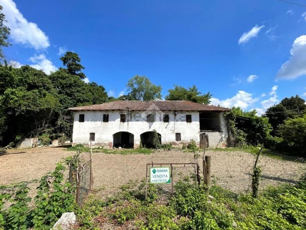 casa indipendente in vendita a Piombino Dese in zona Levada