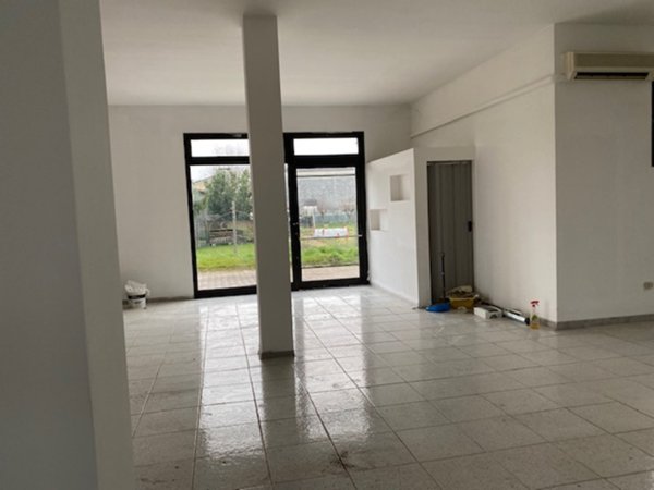 negozio in vendita a Piove di Sacco